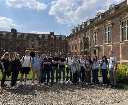 Aim Higher - University of Cambridge - Campus visit of St. Catherine